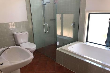 Photo of property in 11b Old Lake Road, Narrow Neck, Auckland, 0624