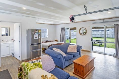 Photo of property in 15 Alf Simpson Drive, Whitianga, 3510