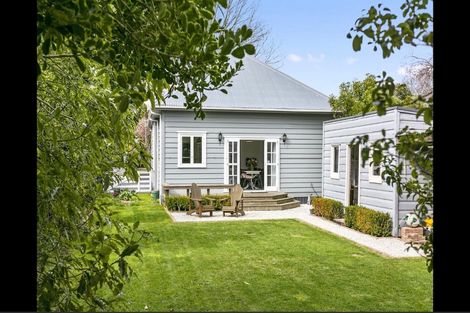 Photo of property in 56 Hall Street, Cambridge, 3434