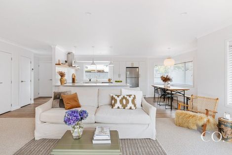 Photo of property in 12 Stableford Drive, Pyes Pa, Tauranga, 3112