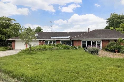 Photo of property in 302 Pine Valley Road, Dairy Flat, Silverdale, 0992