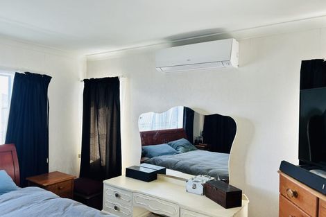 Photo of property in 2 Courtenay Place, Owhata, Rotorua, 3010