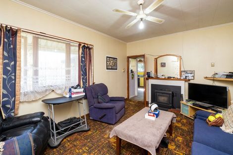 Photo of property in 323 Clifton Road, Te Awanga, 4102