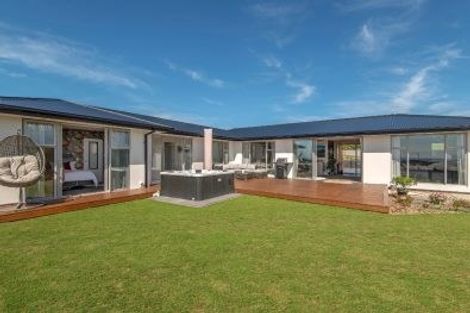 Photo of property in 94 Ravensdale Rise, Westmorland, Christchurch, 8025