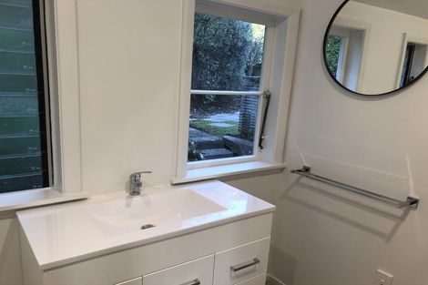 Photo of property in 13 Cavendish Square, Strathmore Park, Wellington, 6022