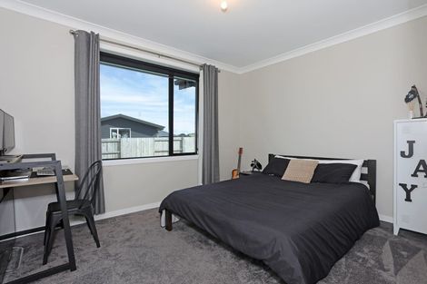 Photo of property in 6 George Street, Bulls, 4818