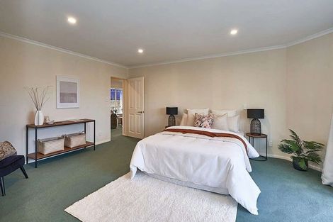 Photo of property in 21 Rothesay Place, Highbury, Palmerston North, 4412