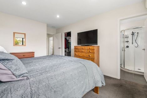 Photo of property in 32e Robinson Avenue, Holdens Bay, Rotorua, 3010