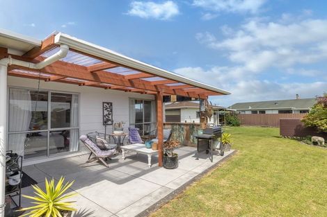 Photo of property in 3 Rimu Street, Levin, 5510