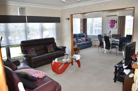 Photo of property in 5 Ross Street, Levin, 5510