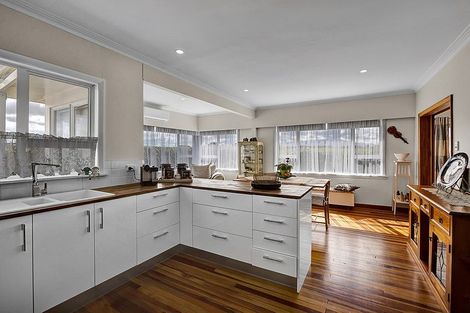 Photo of property in 5523 South Road, Rahotu, Opunake, 4681