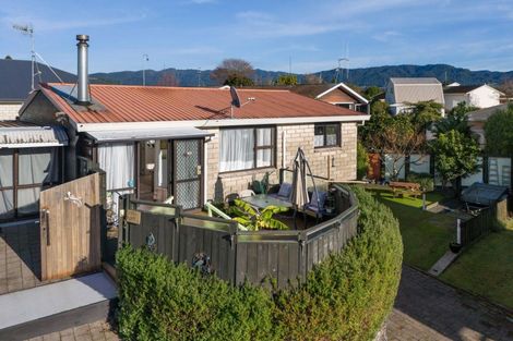 Photo of property in 2/33 Kea Street, Katikati, 3129