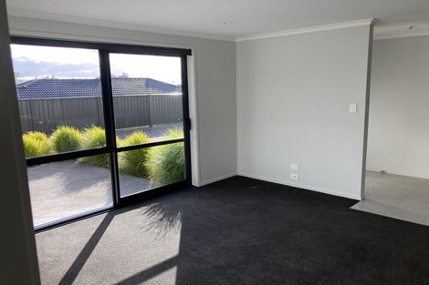 Photo of property in 7 Albatross Lane, Welcome Bay, Tauranga, 3112