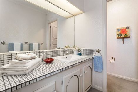 Photo of property in 85 Manuka Road, Bayview, Auckland, 0629