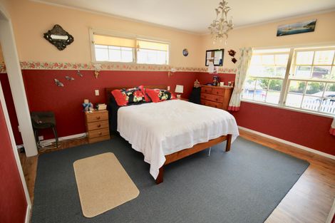 Photo of property in 33 Bramley Drive, Omokoroa, 3114