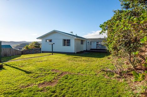 Photo of property in 5 Montserrat Place, Grenada Village, Wellington, 6037