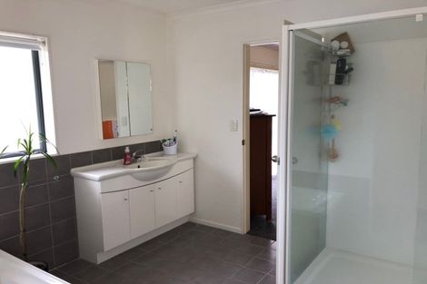 Photo of property in 14 Katerini Grove, Papamoa Beach, Papamoa, 3118