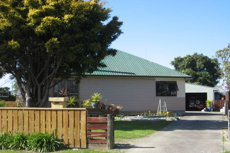 Photo of property in 6 Matai Street, Edgecumbe, 3120
