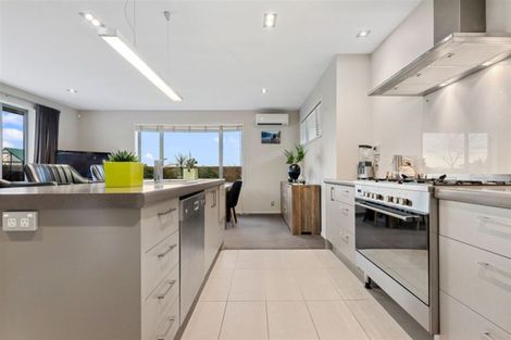 Photo of property in 51 Mokihi Gardens, Hillmorton, Christchurch, 8024