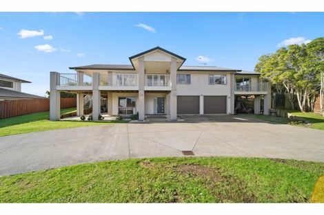 Photo of property in 79 Victoria Avenue, Waiuku, 2123