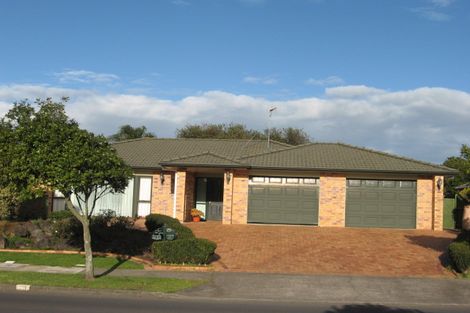 Photo of property in 41 Tington Avenue, Wattle Downs, Auckland, 2103