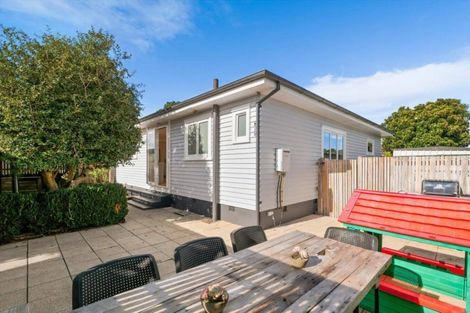 Photo of property in 11 Puriri Avenue, Te Puke, 3119