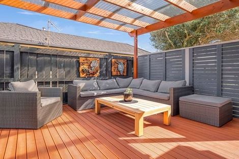 Photo of property in 4 Carroll Place, Owhata, Rotorua, 3010