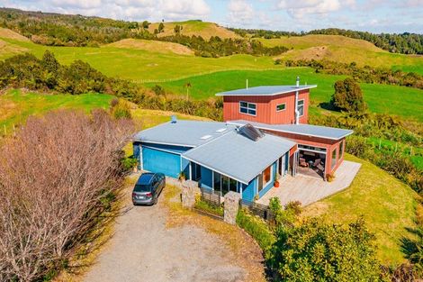 Photo of property in 664 Upper Pitone Road, Pitone, New Plymouth, 4374