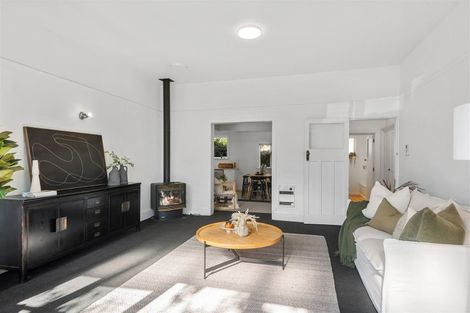 Photo of property in 28 Straven Road, Riccarton, Christchurch, 8011