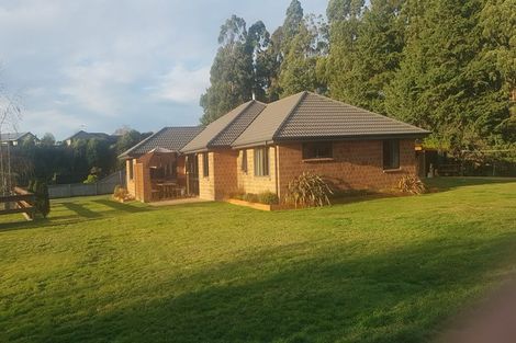 Photo of property in 10 Crawford Close, Amberley, 7410