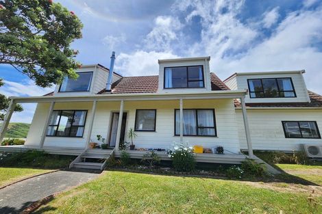 Photo of property in 1 Lindis Close, Kelson, Lower Hutt, 5010