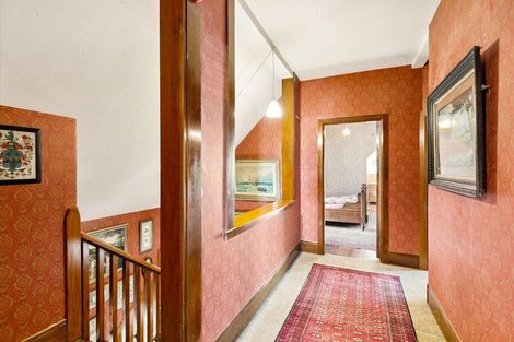 Photo of property in 1 Woodmancote Road, Khandallah, Wellington, 6035