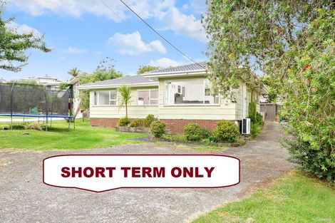 Photo of property in 38 Sylvan Crescent, Te Atatu South, Auckland, 0610