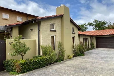 Photo of property in 42 Rame Road, Greenhithe, Auckland, 0632