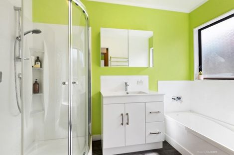 Photo of property in 3b Buller Grove, Naenae, Lower Hutt, 5011