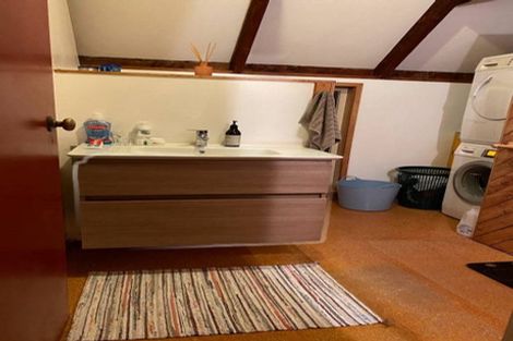 Photo of property in 12 Pahia Street, Roseneath, Wellington, 6021