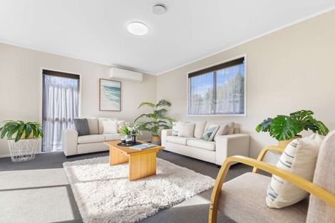 Photo of property in 53 Gilbass Avenue, Hamilton Lake, Hamilton, 3204