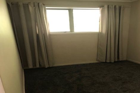 Photo of property in 4/2b Queensway, Three Kings, Auckland, 1024