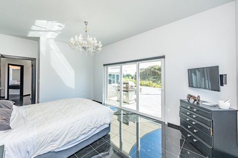 Photo of property in 35 Golf Vue Place, Castlecliff, Whanganui, 4501