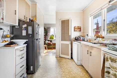 Photo of property in 11 Shamrock Lane, Te Atatu Peninsula, Auckland, 0610