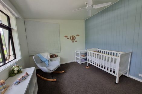 Photo of property in 4a Manon Crescent, Greenhithe, Auckland, 0632