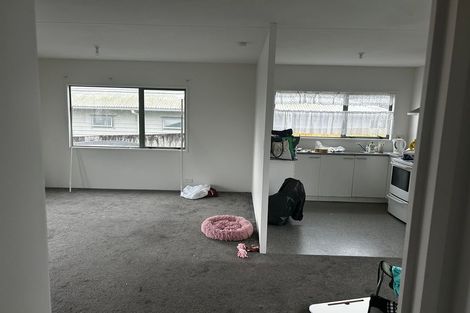 Photo of property in 2/4 Royal Arch Place, Rosehill, Papakura, 2113