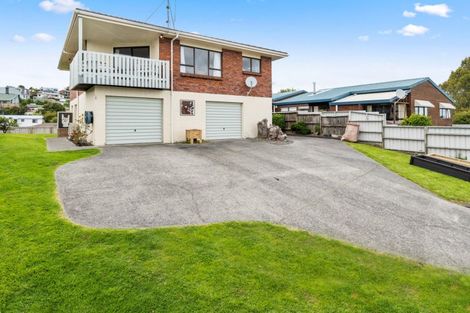 Photo of property in 107 Victory Street, Welcome Bay, Tauranga, 3112