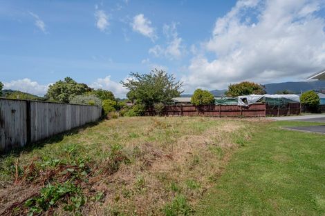 Photo of property in 80b Pasadena Crescent, Totara Park, Upper Hutt, 5018