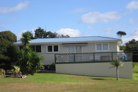 Photo of property in 3 Dey Street, Mangawhai Heads, Mangawhai, 0505