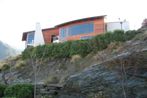 Photo of property in 6 Galway Court, Queenstown, 9300