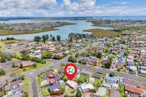 Photo of property in 6 Anglers Way, Wattle Downs, Auckland, 2102