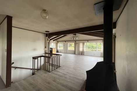 Photo of property in 61 Lyons Avenue, Murrays Bay, Auckland, 0630