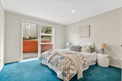 Photo of property in 6 Donald Street, Stanmore Bay, Whangaparaoa, 0932