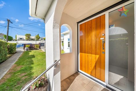 Photo of property in 6 Monaghan Avenue, Karori, Wellington, 6012